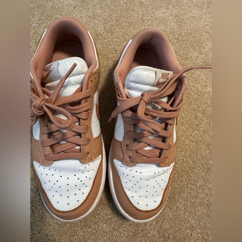 Nike White and Pink (blush) Dunks. Worn once. Women’s size 8.